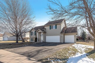 2322 Belfast St W, Rosemount, MN 55068