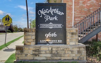 9616 Long Point Rd Unit 38, Houston, TX 77055