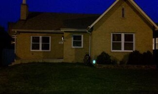 9242 S Loomis St, Chicago, IL 60620