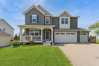 1810 Cherry Cir, Carver, MN 55315