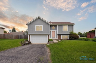 513 Bay River Ct, Maumee, OH 43537
