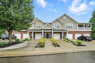 3552 Chestnut Park Ln, Cleves, OH 45002