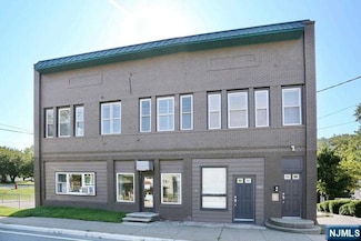 744 Ringwood Ave, Wanaque, NJ 07465