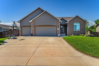 2201 E Sunset St, Goddard, KS 67052