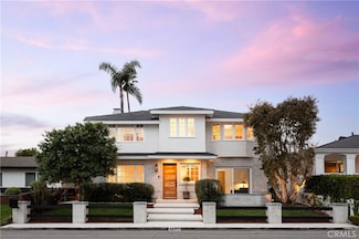 425 Tustin Ave, Newport Beach, CA 92663