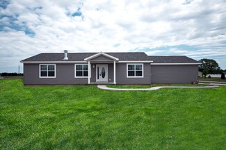 72024 Adam St, Milford, IN 46542