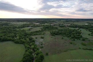 000 County Rd, Davis, OK 73030
