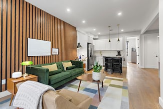 221 Whiton St, Jersey City, NJ 07304