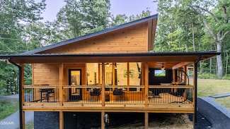 2110 Red Bud Rd, Sevierville, TN 37876