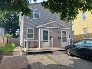 19 Klondike St, Providence, RI 02909