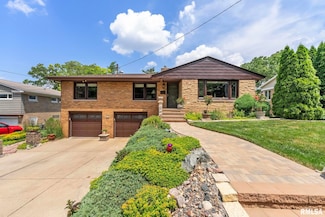 615 20th Avenue Ct, East Moline, IL 61244