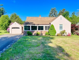 609 Hunting Hill Ave, Middletown, CT 06457