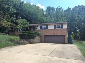 4854 3rd St NW, Canton, OH 44708