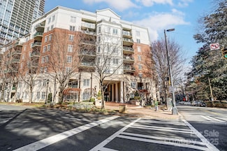 300 W 5th St Unit 339, Charlotte, NC 28202