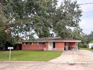 206 Foster Dr, Houma, LA 70363