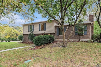 2901 SW 33rd Cir, Topeka, KS 66614