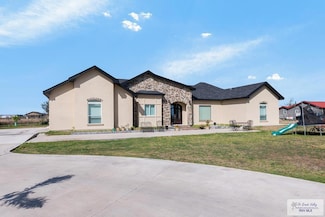 8305 Huatulco St, Weslaco, TX 78599