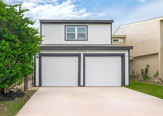 10318 Rockcrest Dr, Houston, TX 77041
