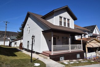 1212 21st Ave, Altoona, PA 16601