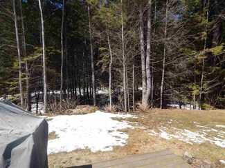 285 Woodhaven Dr, White River Junction, VT 05001