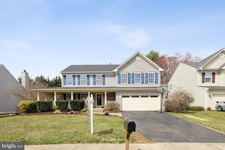 9303 Steve St, Manassas Park, VA 20111