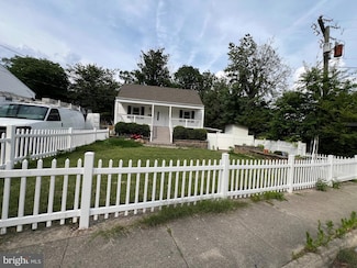 2408 Fairhaven Ave, Alexandria, VA 22303