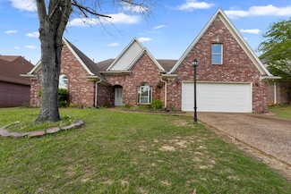 1104 MacOn Hall Rd, Cordova, TN 38018