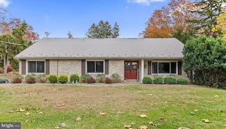 1605 Colonial Rd, Harrisburg, PA 17112