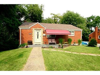 1102 Roseanne Ave, Pittsburgh, PA 15216