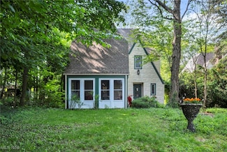 3396 Mayfield Rd, Cleveland, OH 44118