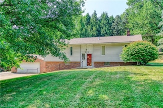 954 Alpine Blvd, Uniontown, OH 44685