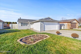 1812 Pickens Loop, Yakima, WA 98908