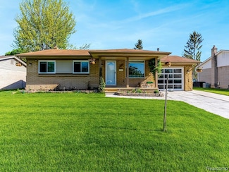 36976 5 Mile Rd, Livonia, MI 48154