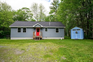 132 Pond Rd, Burnham, ME 04922