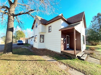 475 S Lake Ave, Phillips, WI 54555