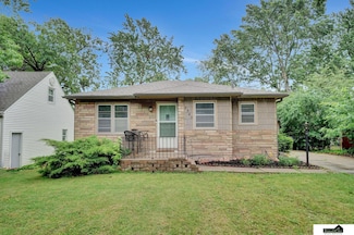 2340 S 36th St, Lincoln, NE 68506