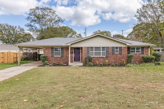 5131 Whiteway Dr, Memphis, TN 38117