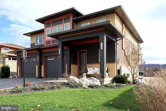 180 Derek Dr, Boalsburg, PA 16827