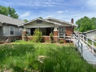 222 W Linden Ave, Arkansas City, KS 67005