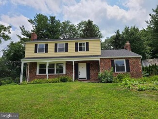 1 Ruxton Ridge Rd, Towson, MD 21204