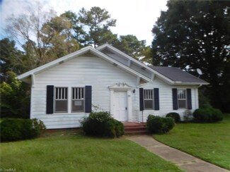 976 Main St, Yanceyville, NC 27379