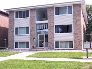 1321 D St, Lincoln, NE 68502