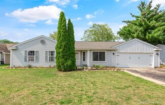 3555 Plymouth Ln, Island Lake, IL 60042