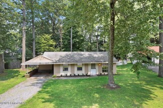 5 Frederick Ln, Ballston Spa, NY 12020