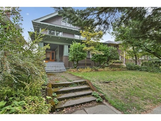 2112 SE Elliott Ave, Portland, OR 97214