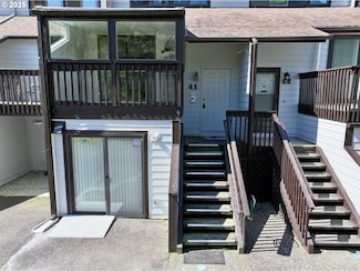 43605 State Highway 38 Unit 41, Reedsport, OR 97467