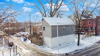 1715 E 70th St, Chicago, IL 60649