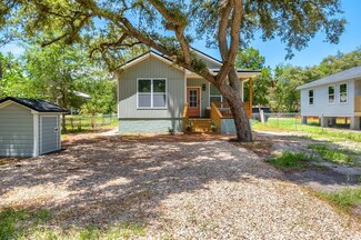 131 Delaware St, Carrabelle, FL 32322