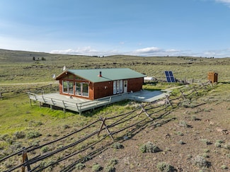 89 Green Acres Rd, Atlantic City, WY 82520