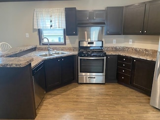 12 Bradley Ln Unit AB12, West Branch, IA 52358